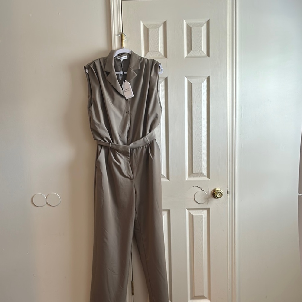 Sleeveless Tan Jumpsuit